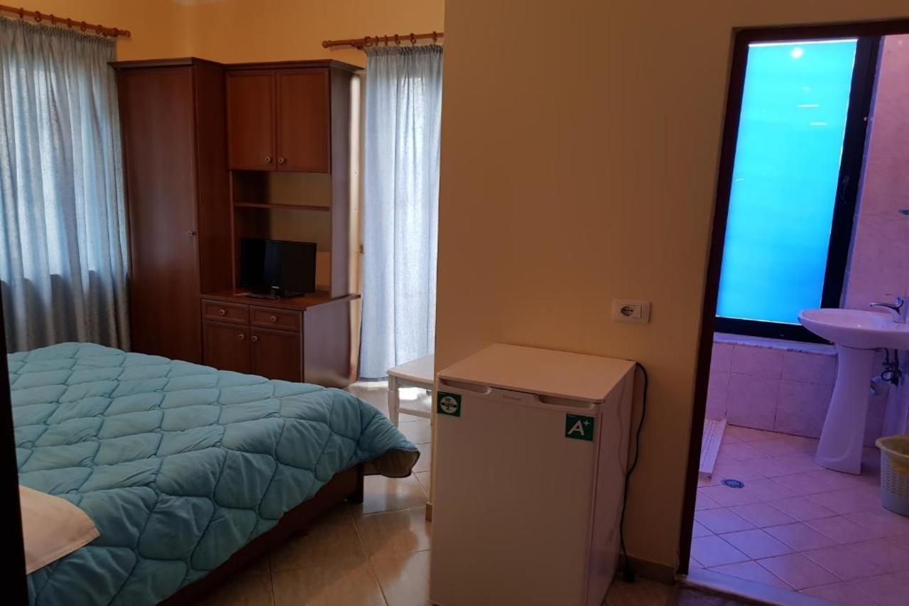 Sanremo Hotel Restorant Shkallnur Bagian luar foto