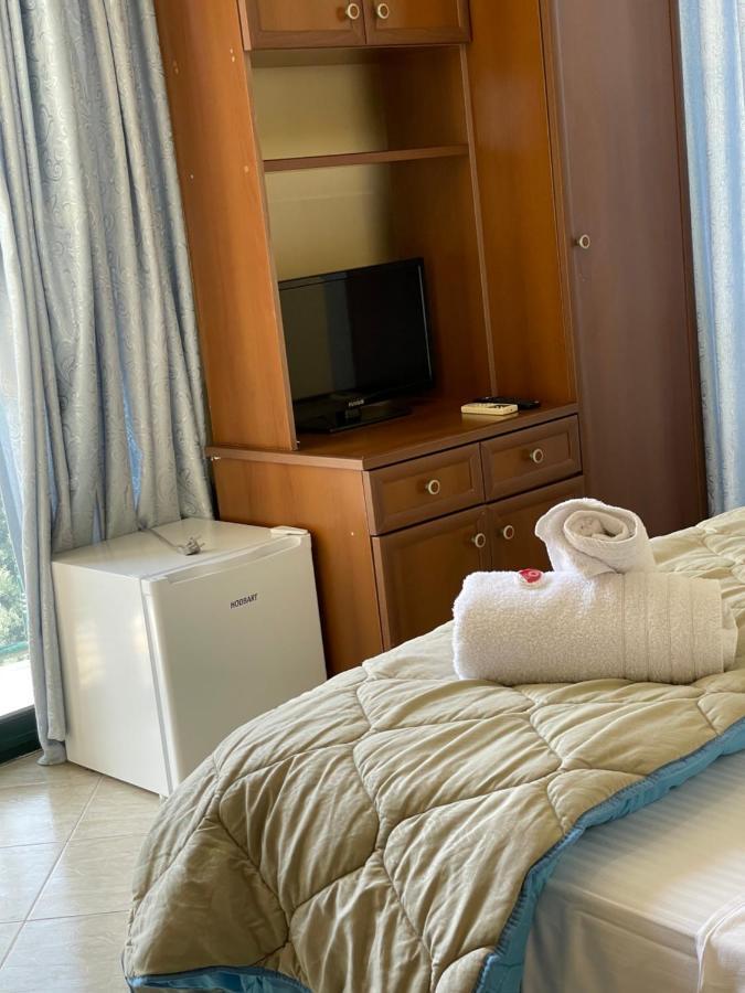Sanremo Hotel Restorant Shkallnur Bagian luar foto