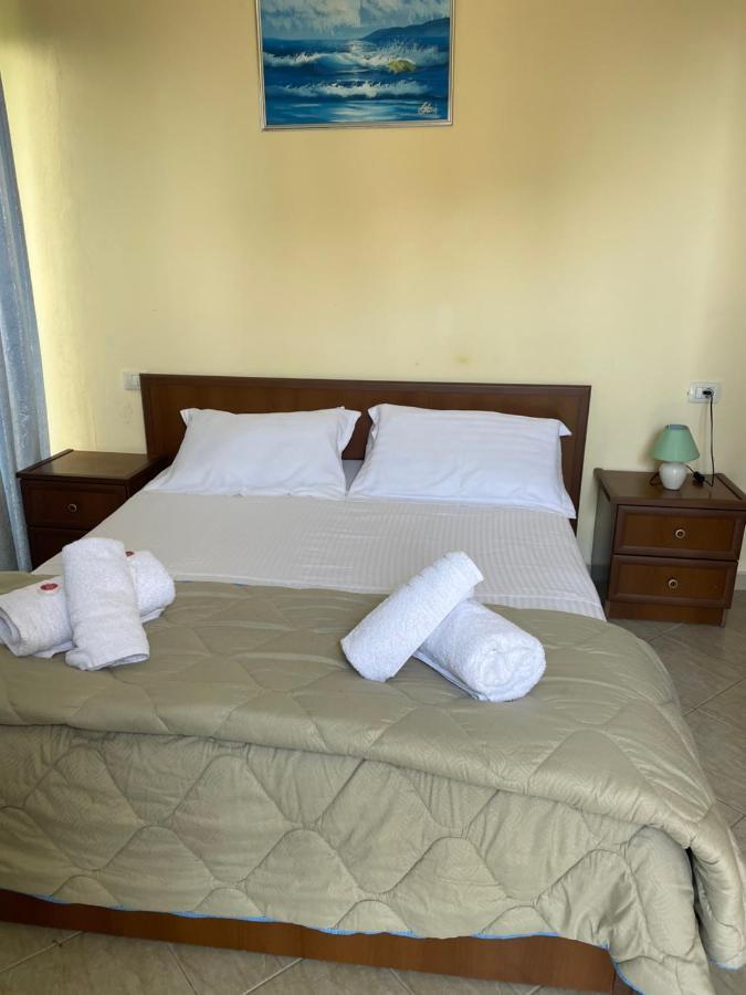 Sanremo Hotel Restorant Shkallnur Bagian luar foto