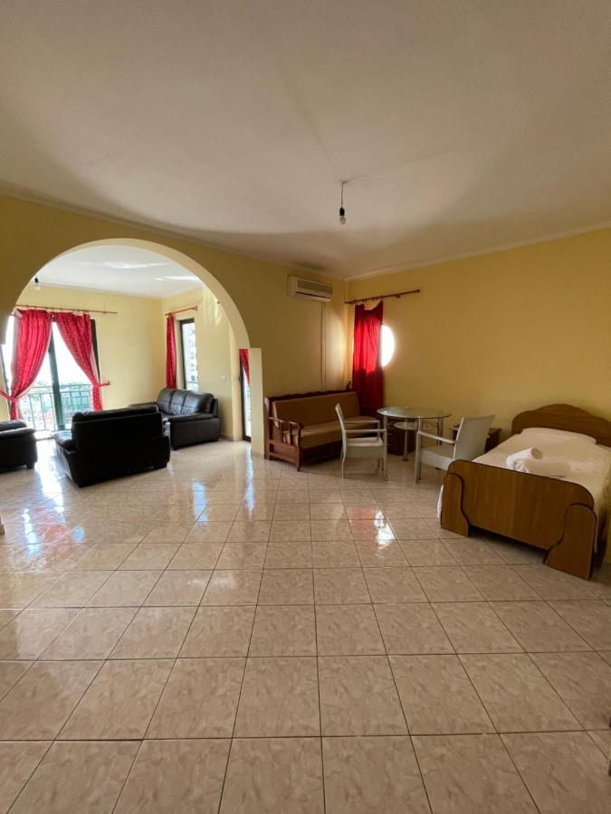 Sanremo Hotel Restorant Shkallnur Bagian luar foto