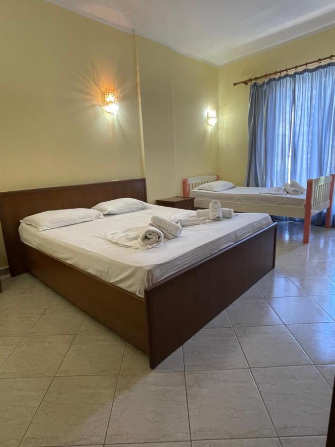Sanremo Hotel Restorant Shkallnur Bagian luar foto