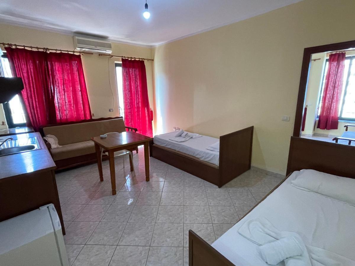 Sanremo Hotel Restorant Shkallnur Bagian luar foto