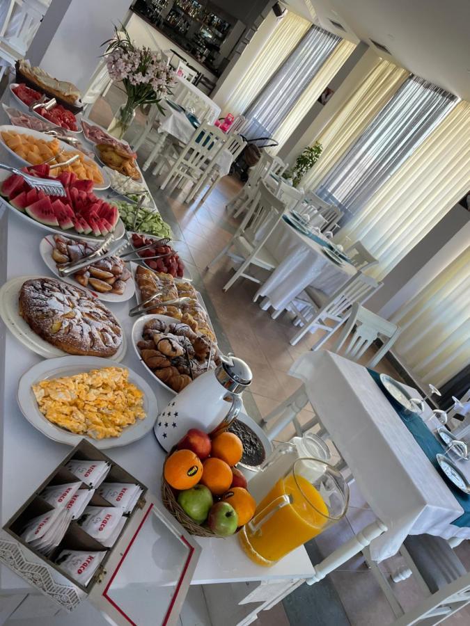 Sanremo Hotel Restorant Shkallnur Bagian luar foto