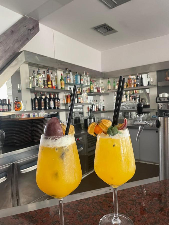 Sanremo Hotel Restorant Shkallnur Bagian luar foto