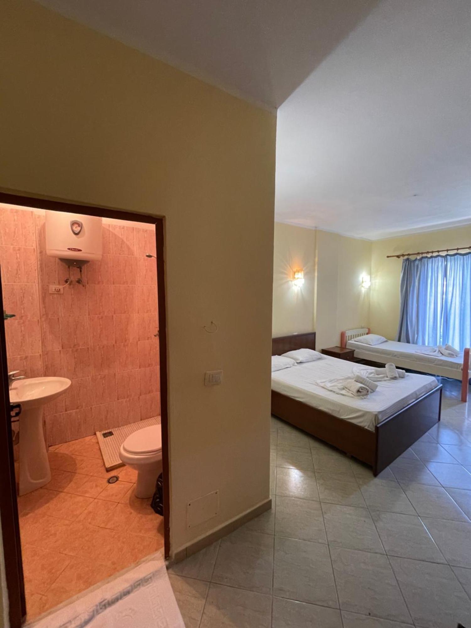 Sanremo Hotel Restorant Shkallnur Bagian luar foto